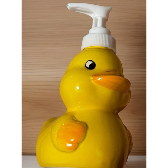 Vintage “Rubber Ducky” Hand Soap Or Lotion Dispenser Duck Greenbrier Int - Picture 2 of 4